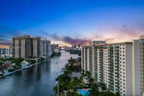 19390 Collins Ave # 7, Sunny Isles Beach FL 33160