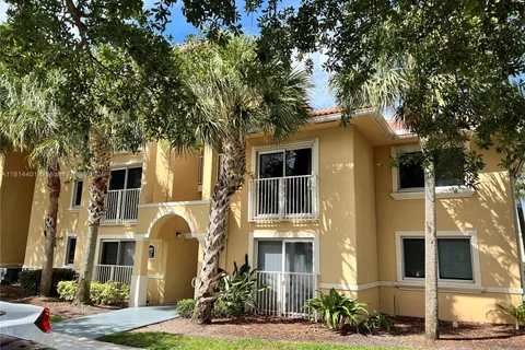 9907 Westwood Dr # 2, Tamarac FL 33321