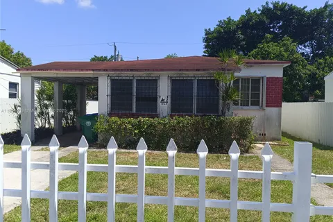 1828 NW 58th St, Miami FL 33142