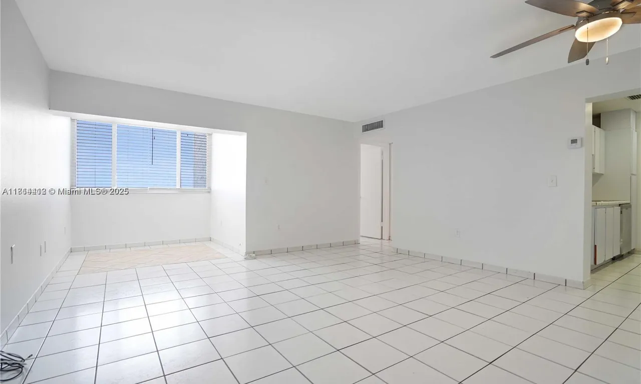 750 NW 43rd # 601, Miami FL 33126