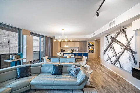 801 S Miami Ave # 3805, Miami FL 33130