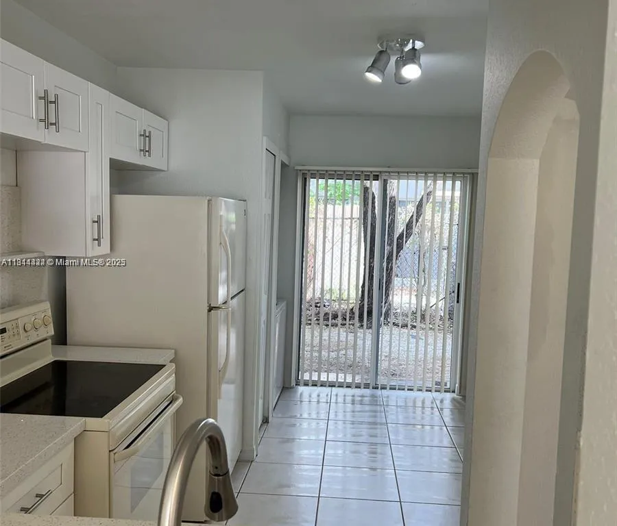 2901 SE 13th Rd # 41, Homestead FL 33035