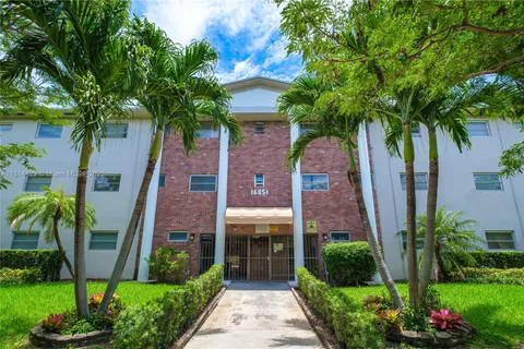 16851 NE 18th Ave # 302, North Miami Beach FL 33162
