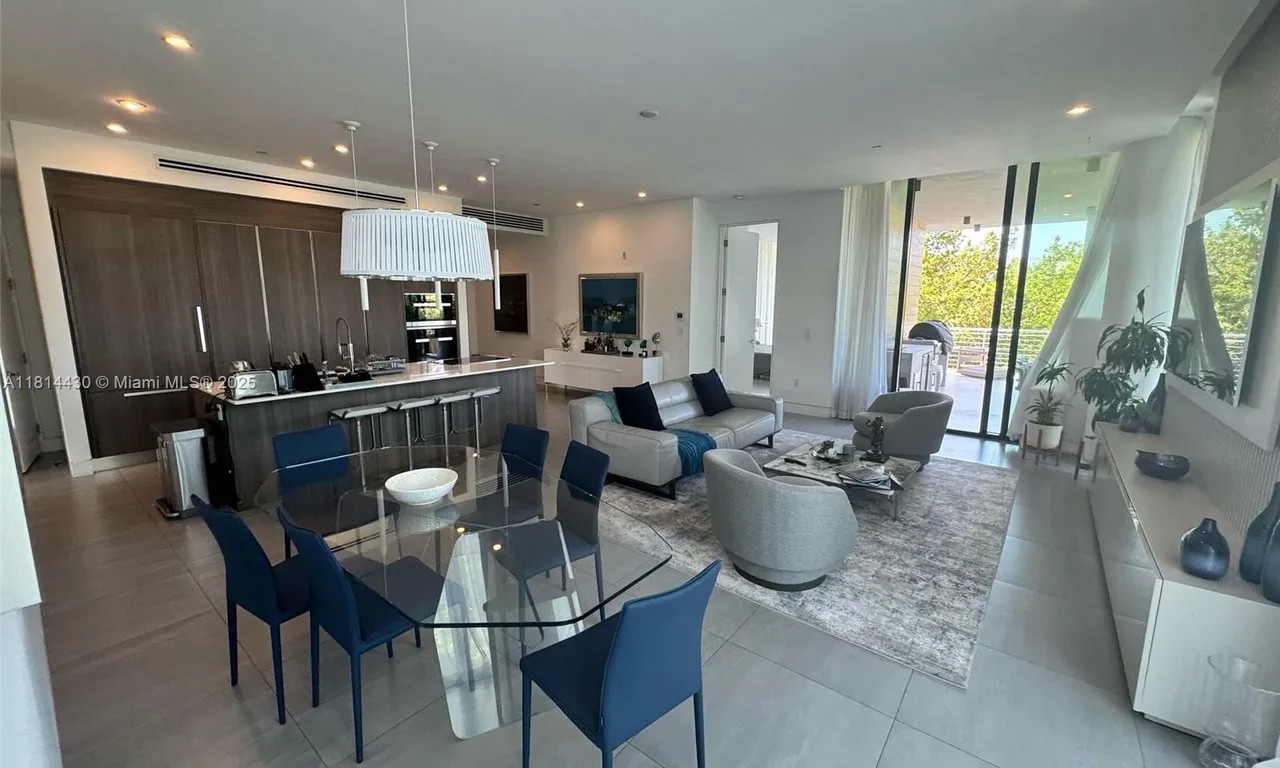 101 Sunrise Dr # 201, Key Biscayne FL 33149