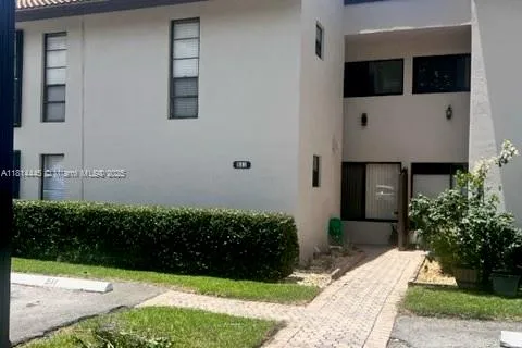958 Mockingbird Ln # 511, Plantation FL 33324
