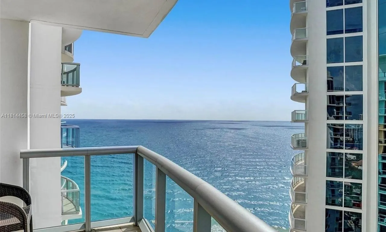 18683 Collins Ave # 2510, Sunny Isles Beach FL 33160