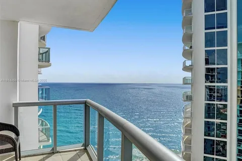 18683 Collins Ave # 2510, Sunny Isles Beach FL 33160