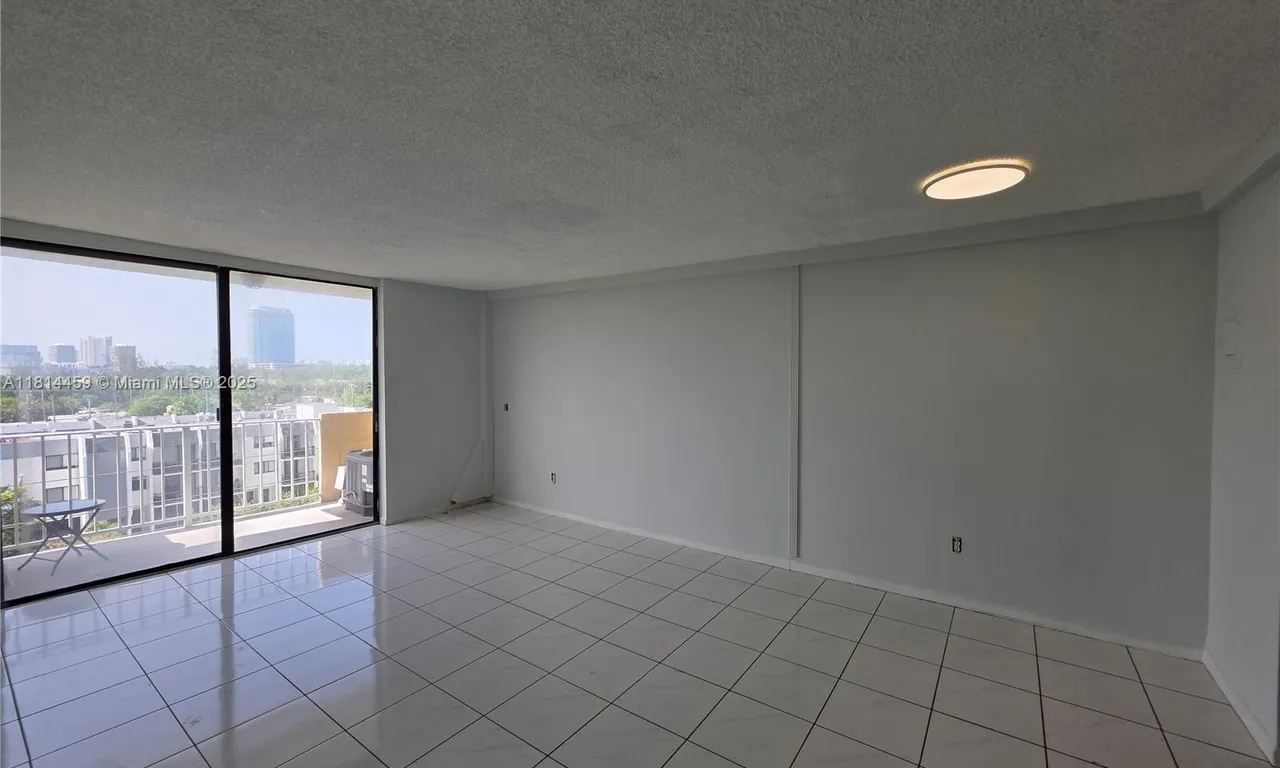 2350 NE 135th St # 602, North Miami FL 33181