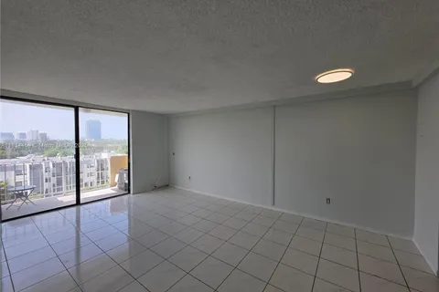 2350 NE 135th St # 602, North Miami FL 33181