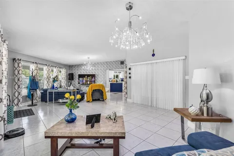 15240 SW 188th St, Miami FL 33187