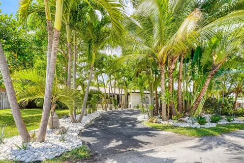 5451 NE 22nd Ave, Fort Lauderdale FL 33308