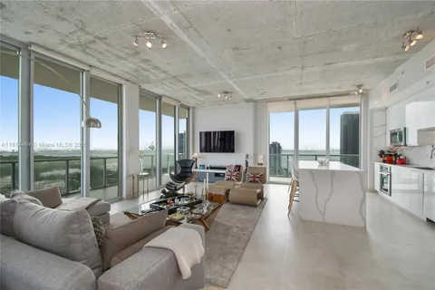 3470 E Coast Ave # H2201, Miami FL 33137