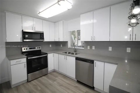 15239 SW 134th Ct # 1305, Miami FL 33177