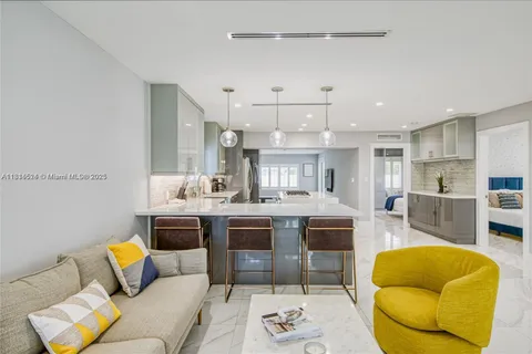 1239 Washington St # 1239, Hollywood FL 33019