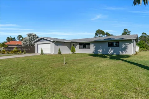 1006 Clayton AVE, Lehigh Acres FL 33972