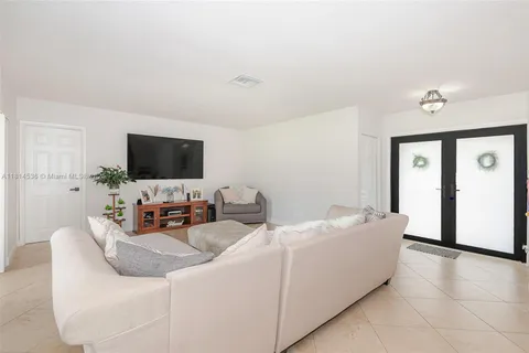 10655 NW 42nd Dr, Coral Springs FL 33065