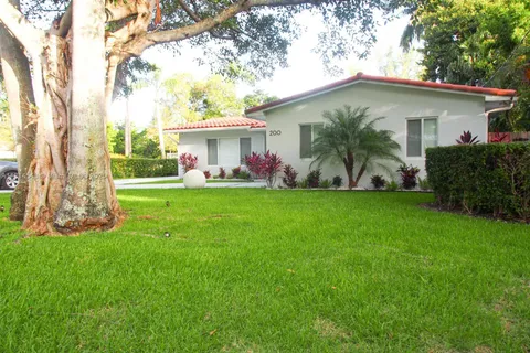 200 NW 86th St # 0, El Portal FL 33150