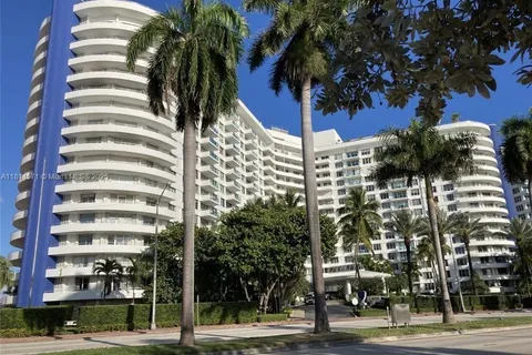 5161 Collins Ave # 301, Miami Beach FL 33140