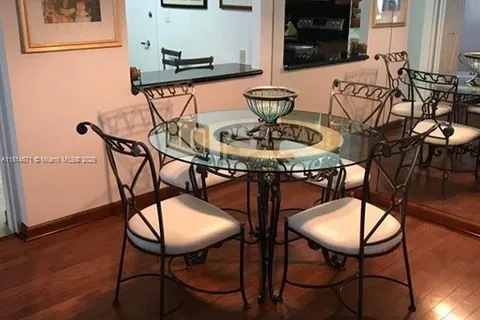 5161 Collins Ave # 301, Miami Beach FL 33140