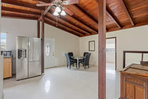 1728 NE 179th St, North Miami Beach FL 33162