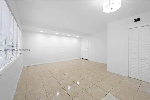 501 NE 82nd Ter # 3, Miami FL 33138