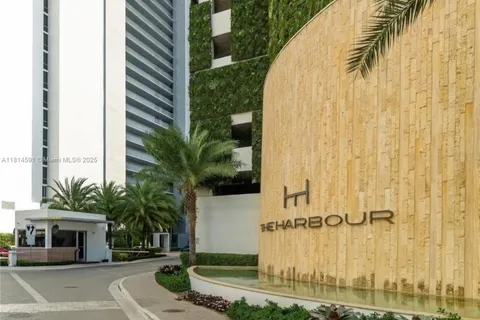 16385 Biscayne Blvd # 1905, North Miami Beach FL 33160