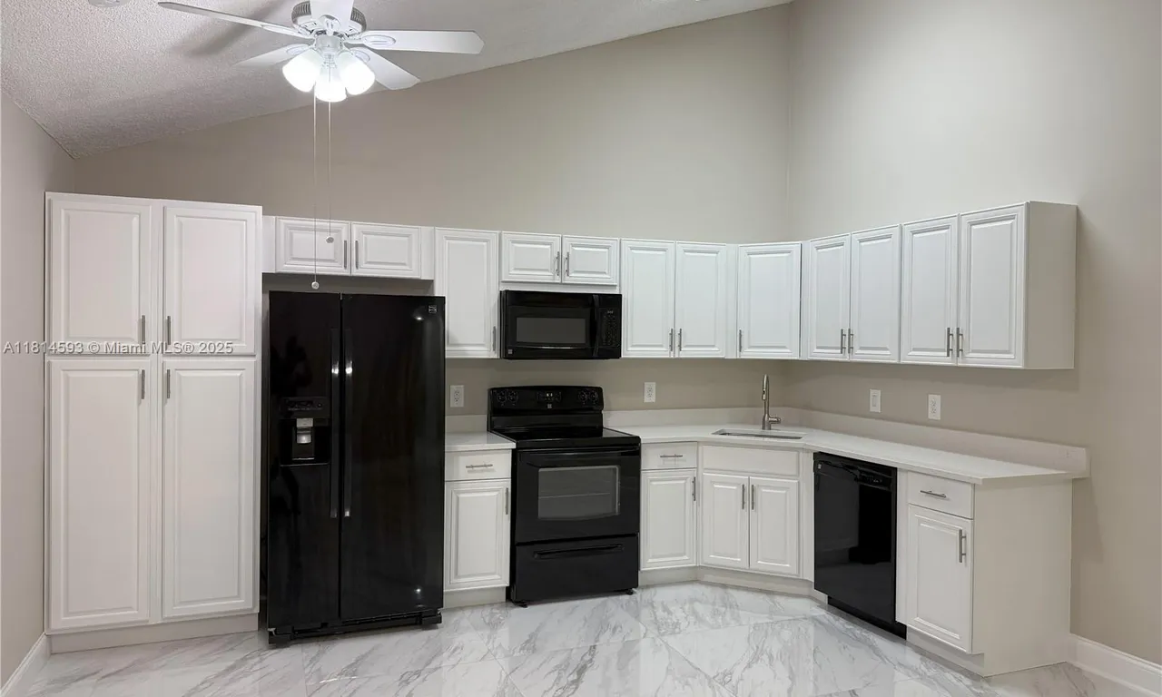 5416 Eagle Lake Dr # 4, Palm Beach Gardens FL 33418