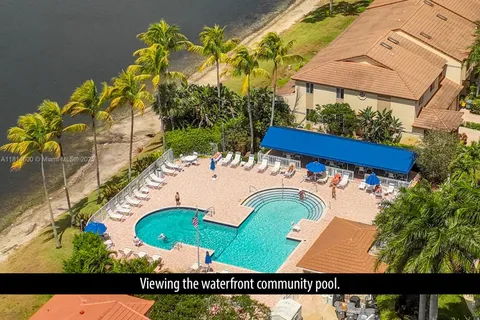6735 Via Regina # 6735, Boca Raton FL 33433