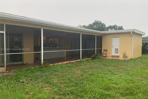 9280 SW 55th St, Cooper City FL 33328