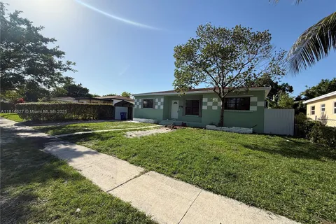 1141 NE 154th Ter, North Miami Beach FL 33162