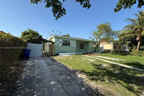 1141 NE 154th Ter, North Miami Beach FL 33162