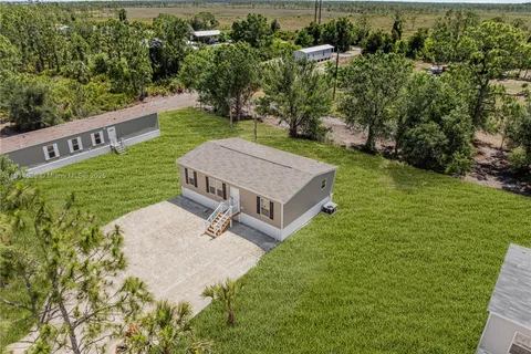 8426 SWEDEN BLVD, Port Charlotte FL 33982