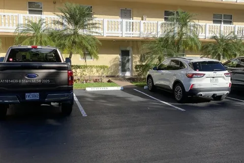 1025 SE 3rd Ave Unit 102, Dania Beach FL 33004