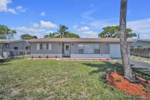 1691 NW 2nd Ave, Pompano Beach FL 33060