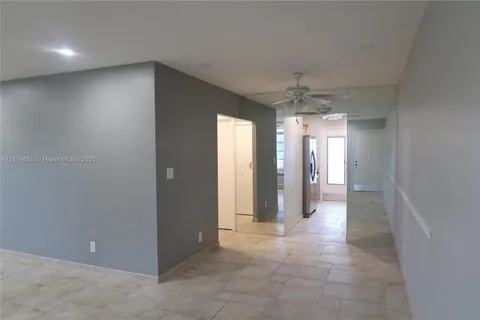 3922 NE 166th St # S312, North Miami Beach FL 33160