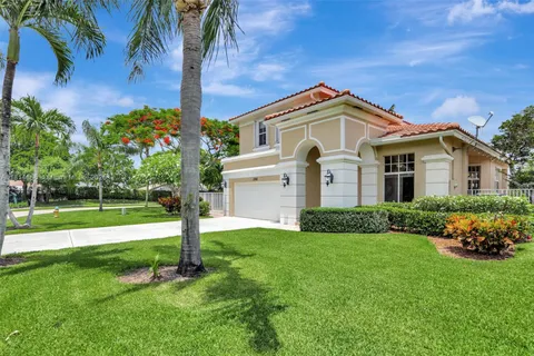 3708 Coco Lake Dr, Coconut Creek FL 33073