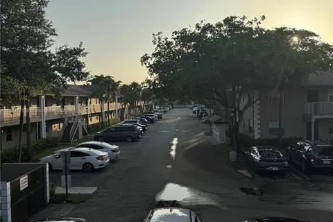 8750 Royal Palm Blvd # 209, Coral Springs FL 33065