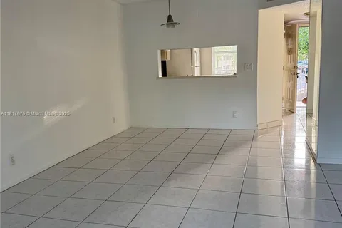 8750 Royal Palm Blvd # 209, Coral Springs FL 33065