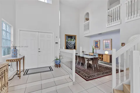 7048 NW 107th Pl, Doral FL 33178