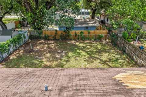 2760 NW 168th Ter, Miami Gardens FL 33056