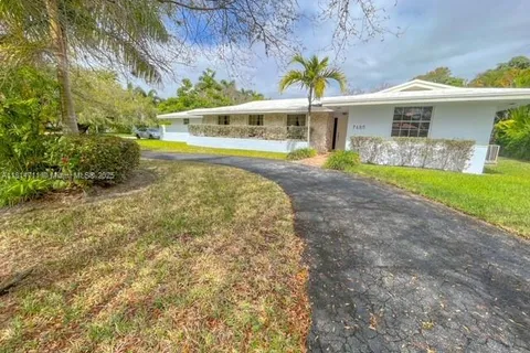7485 SW 126th St, Pinecrest FL 33156