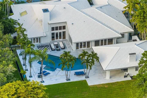 2805 Hackney Rd, Weston FL 33331