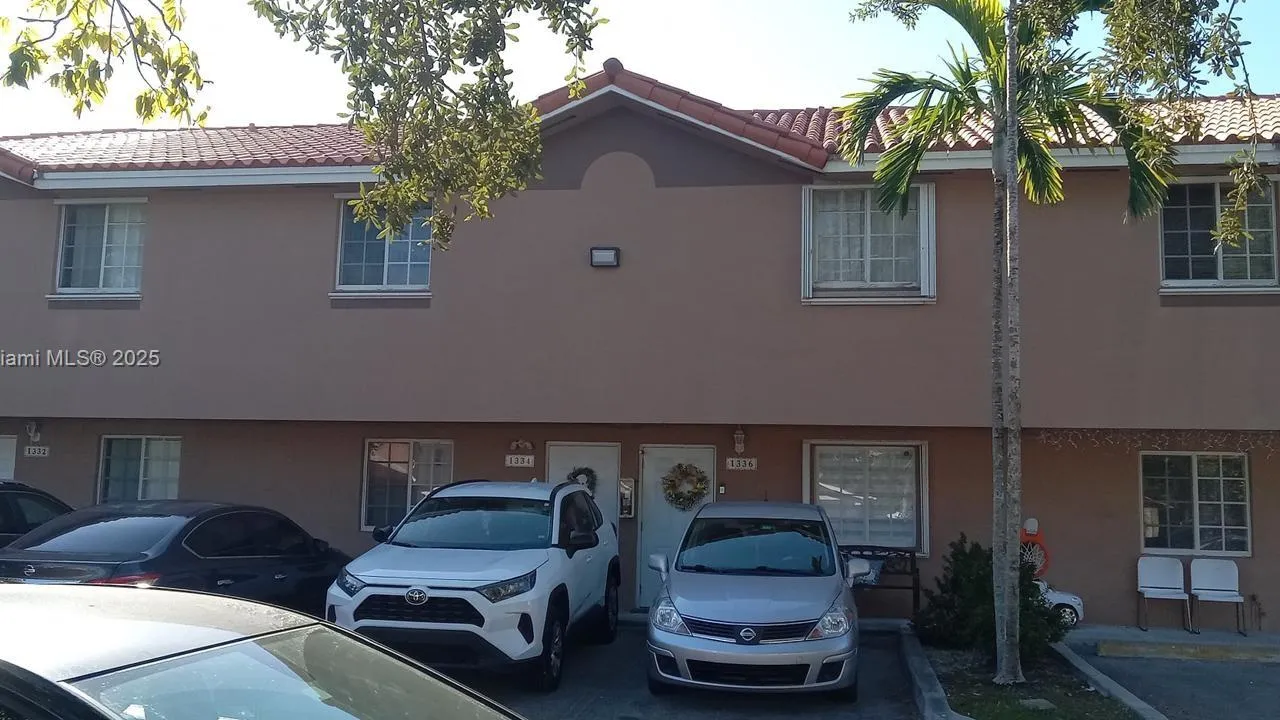 1334 W 42nd St # 3, Hialeah FL 33012