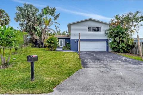 2700 SW 34th Ave, Fort Lauderdale FL 33312