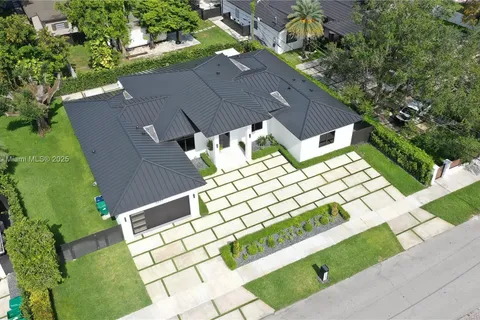 3237 SW 99th Ave, Miami FL 33165