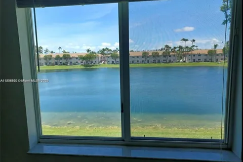 1270 SE 26th St # 205, Homestead FL 33035