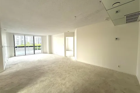 3530 Mystic Pointe Dr # 512, Aventura FL 33180