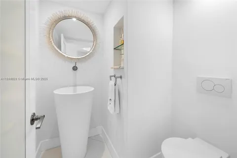 4779 Collins Ave # 3801, Miami Beach FL 33140