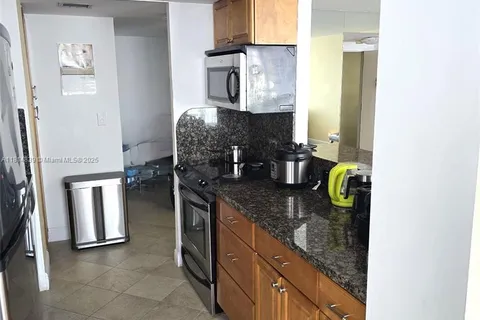 230 174th St # 1805, Sunny Isles Beach FL 33160