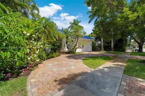 6681 SW 155th Ave, Miami FL 33193